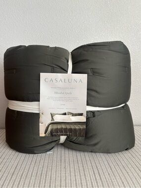 NWT King Rayon from Bamboo Quilt Dark Olive Green - Casaluna